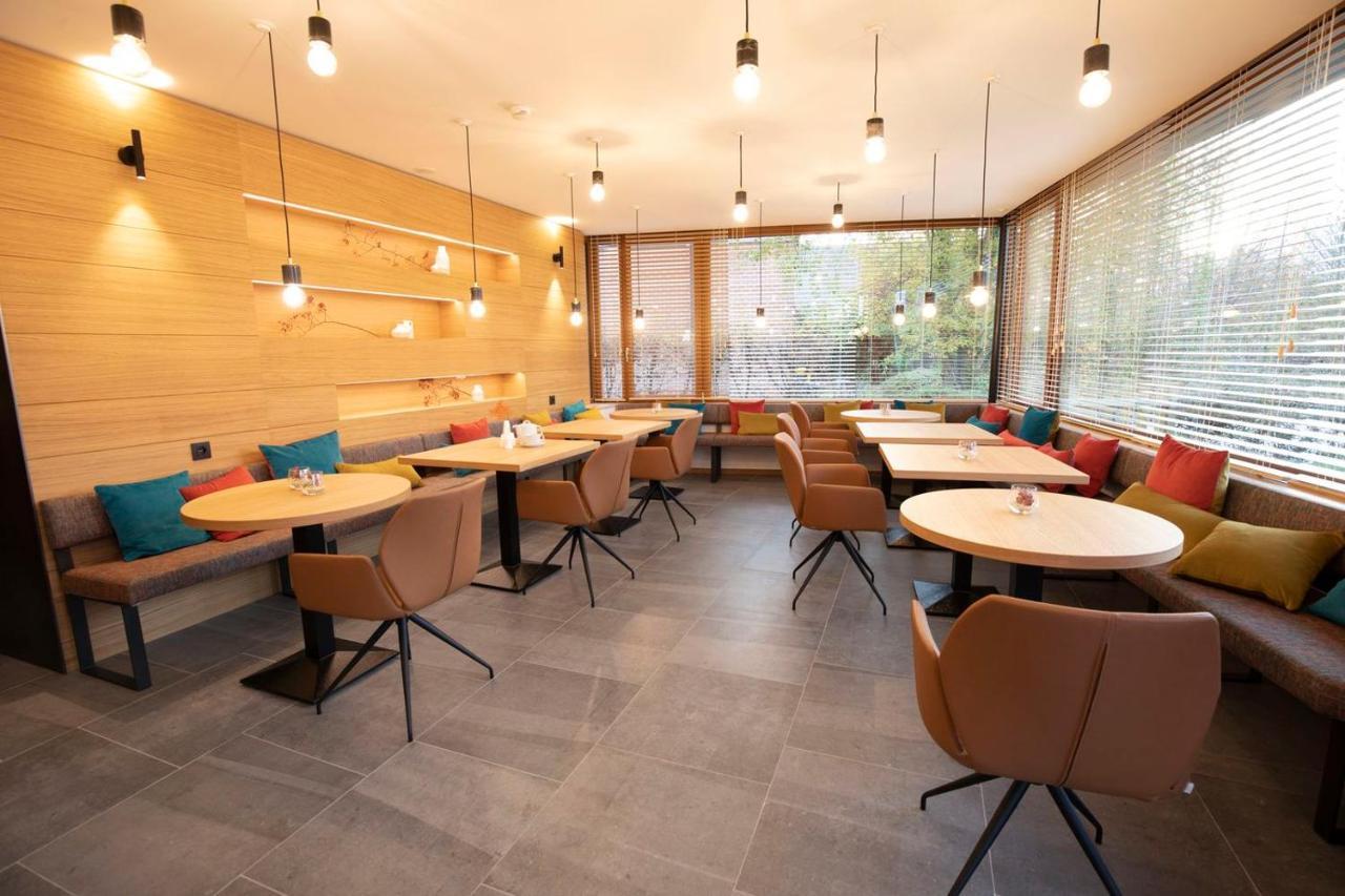 B-Lodge Boutique Hotel Лувен-ла-Ньов Екстериор снимка