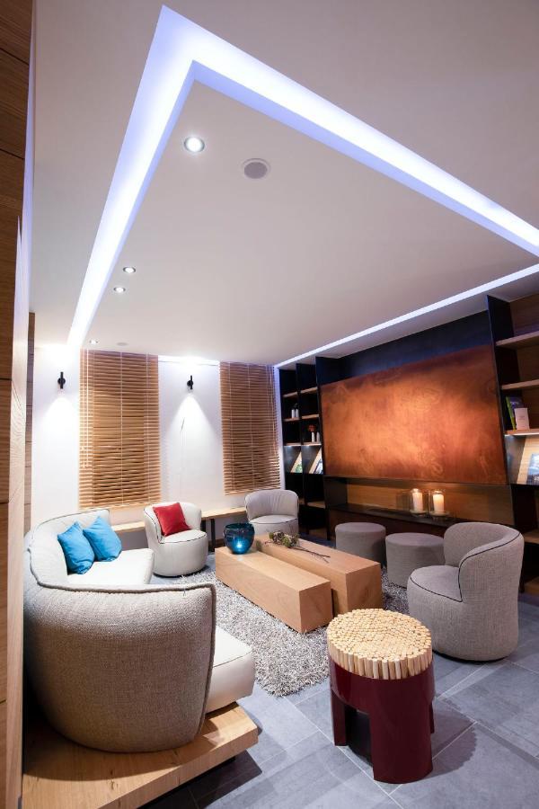 B-Lodge Boutique Hotel Лувен-ла-Ньов Екстериор снимка